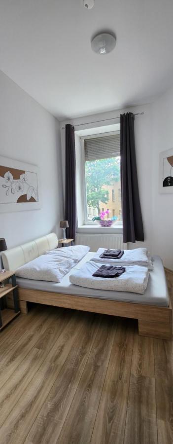 Elena Flat Orchidee Duisburg Zentrum Exteriör bild